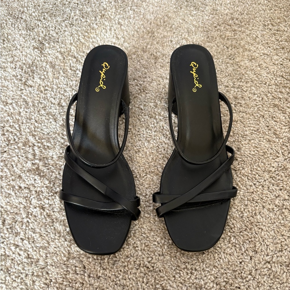 Qupid Black Strappy Heels